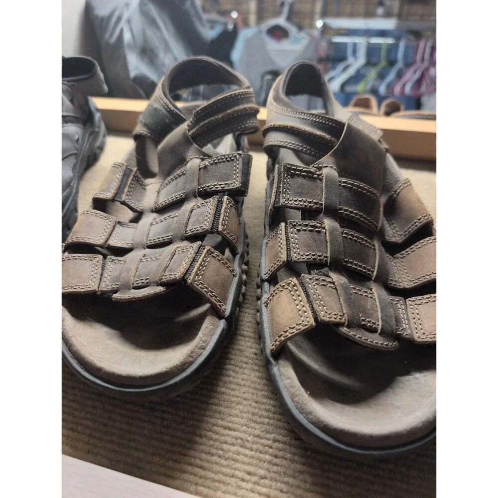 Men's Brown Leather Sandals with Adjustable Straps